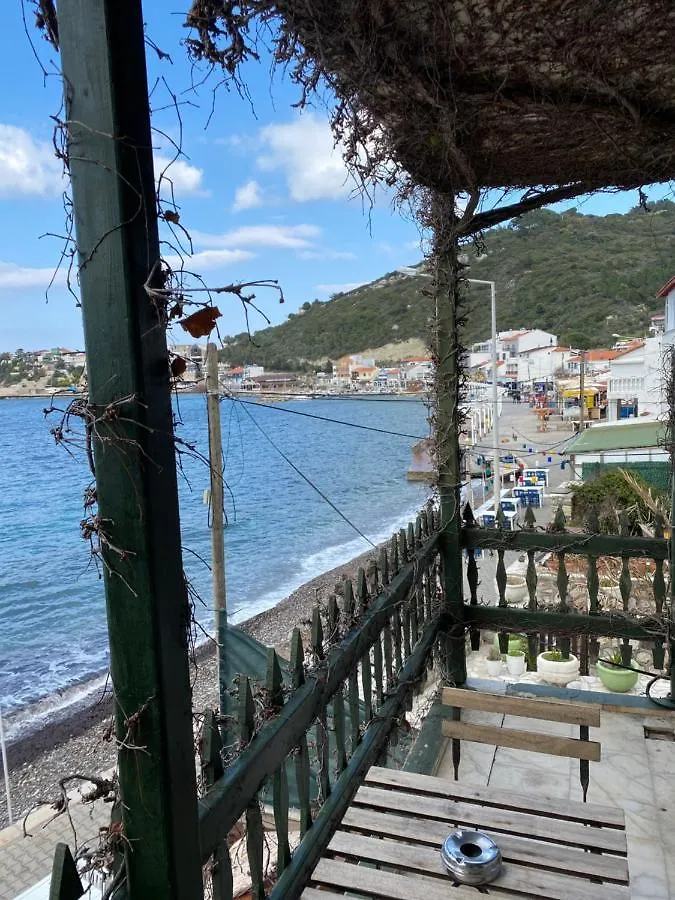 Yali Butik Pansiyon Karaburun  Karaburun (Izmir)