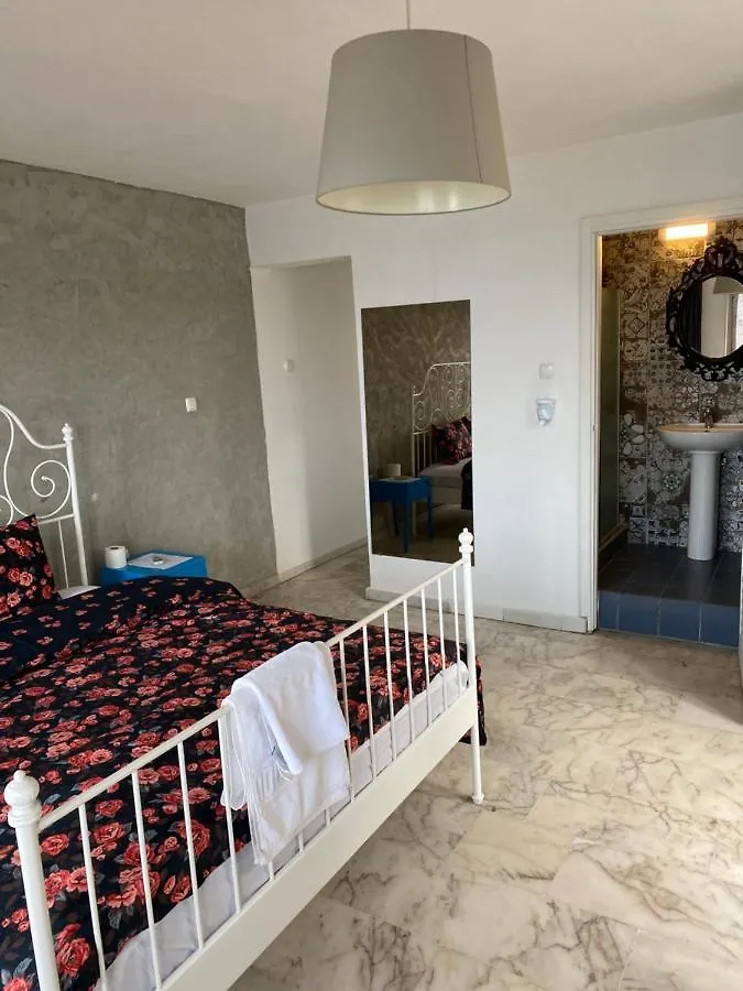 Yali Butik Pansiyon Karaburun  Bed & Breakfast